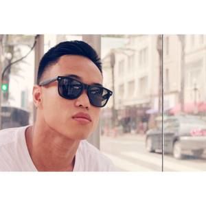 Meet your Posher, D.j.